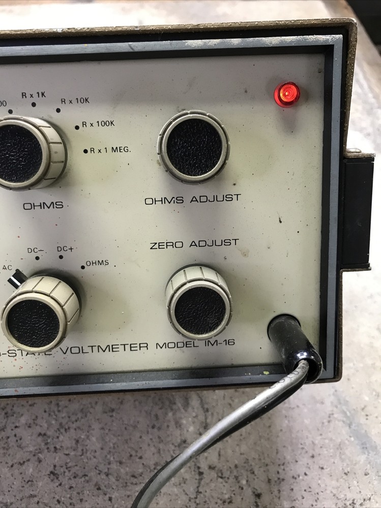 Vntg Heathkit Utility Solid State Voltmeter Model IM-16 - Powers On - 902 2401