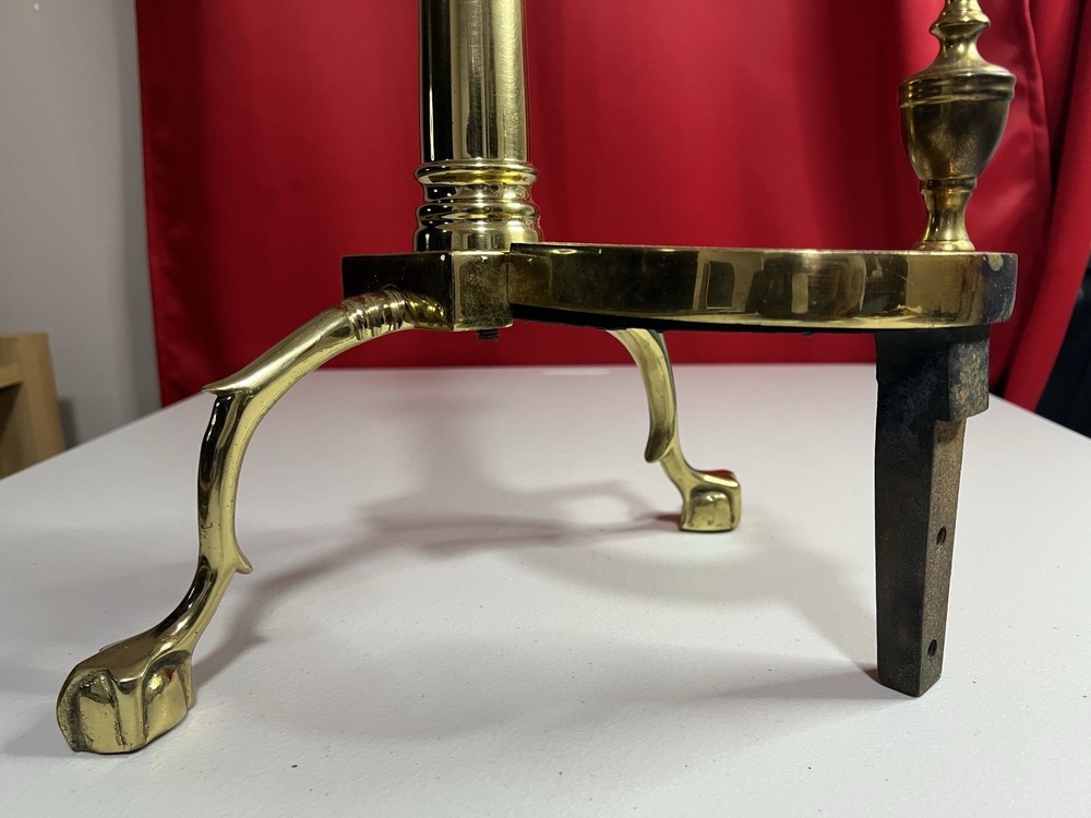 VINTAGE SOLID BRASS FIREPLACE ANDIRON- DECORATIVE COLONIAL STYLE