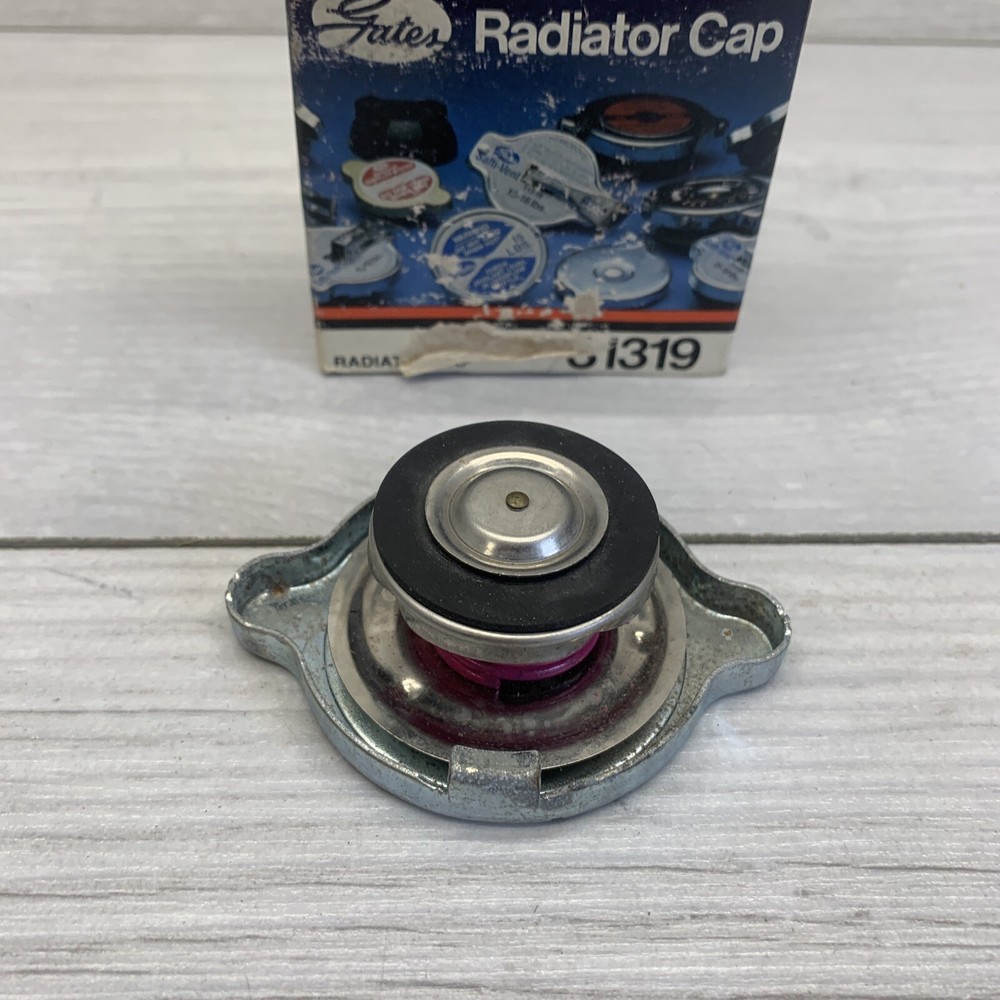 Radiator Cap Gates 31319 NOS
