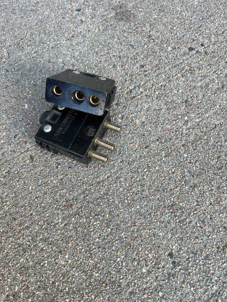 Stage 3 Pin Connectors 52 Set (used)