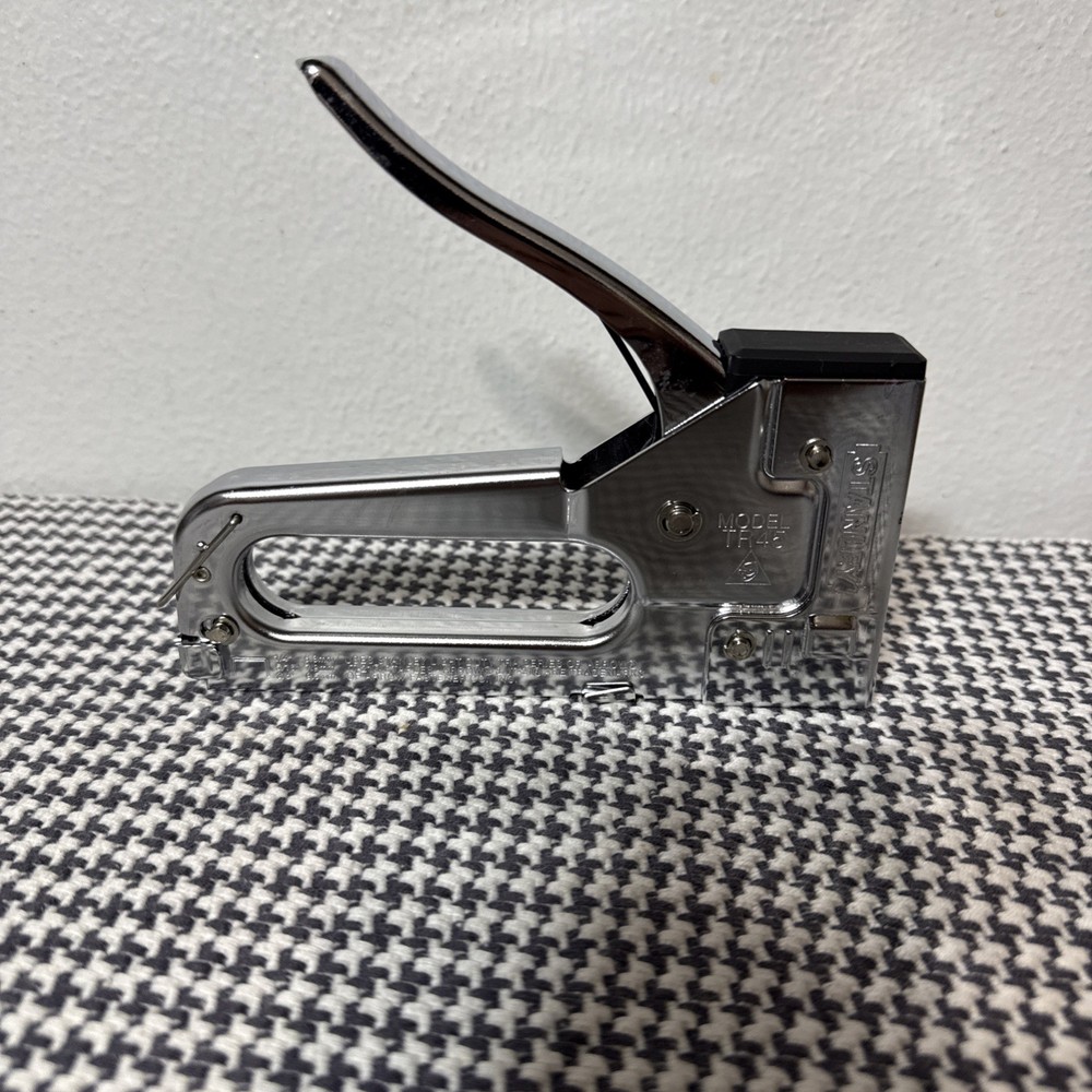 STANLEY STAPLE GUN Light Duty Construction Stapler TR45