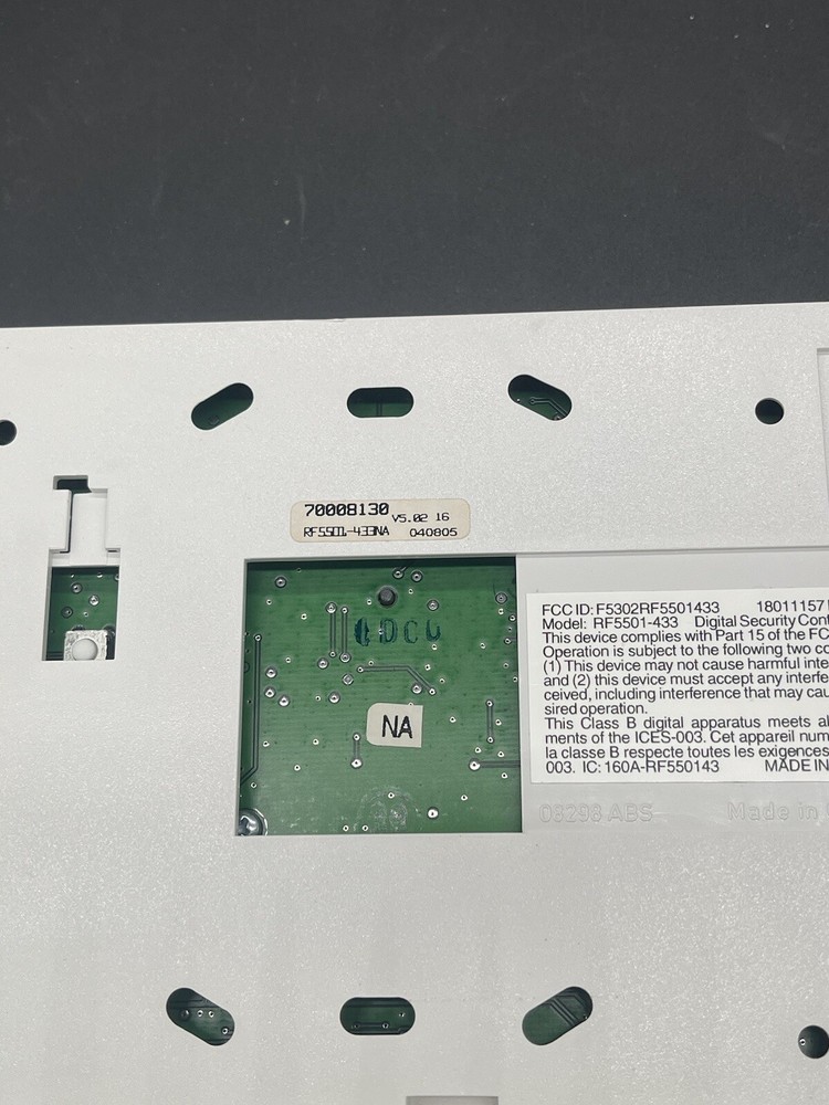 DSC RF5501-433 Powerseries Fixed Message Keypad and Wireless Receiver