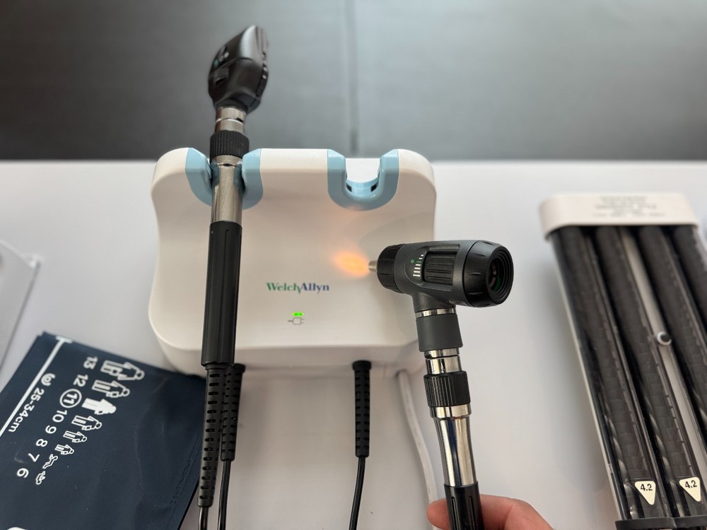 Welch Allyn 777 Diagnostic Wall System – Complete Setup, Tested & Patient Ready