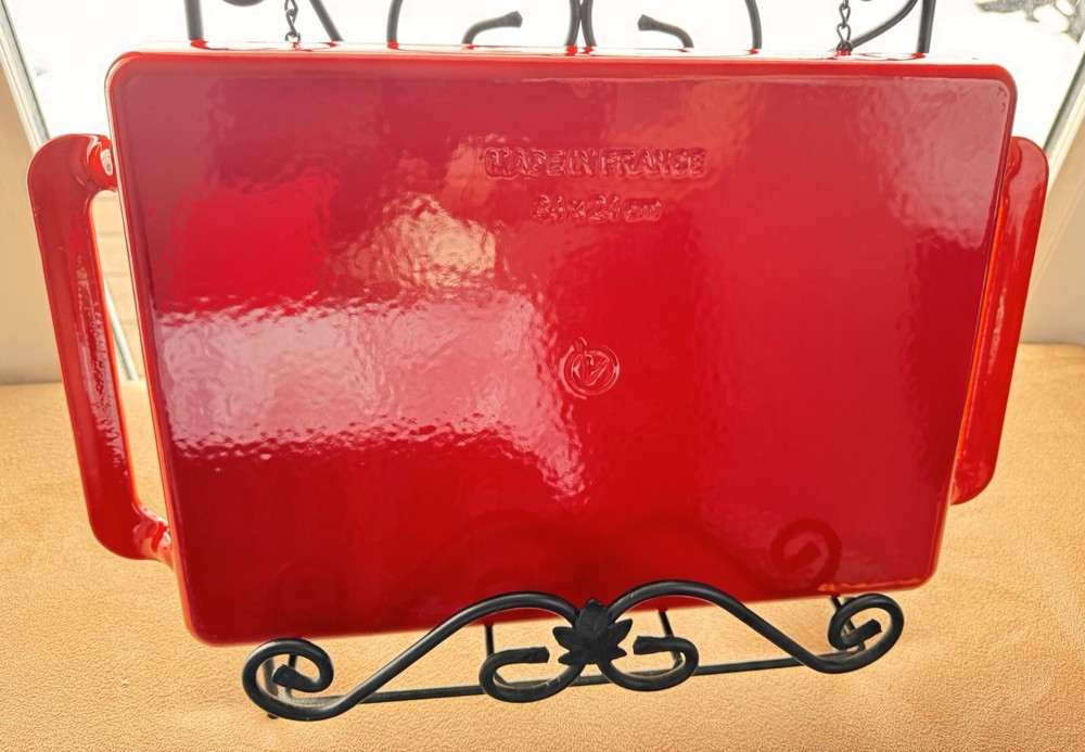 Cast iron griddle rectangularChasseur 16.5" x 9.75" in Beautiful Red Heavy Duty