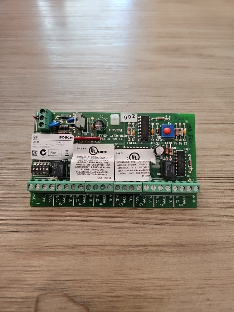 Bosch D8129 Octo-output Module, Form C Relays - Used