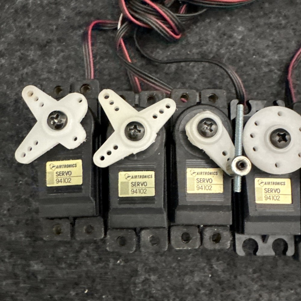 airtronics servo Lot Rc Airplane Servos
