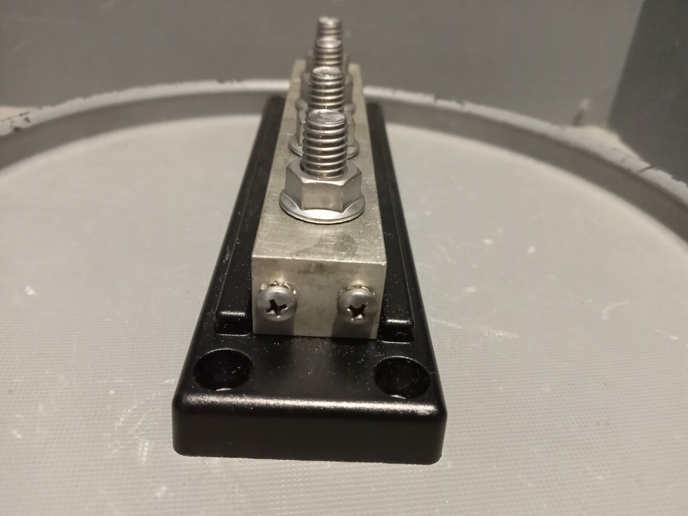 BEP 4 Stud Heavy Duty Fuse Holder