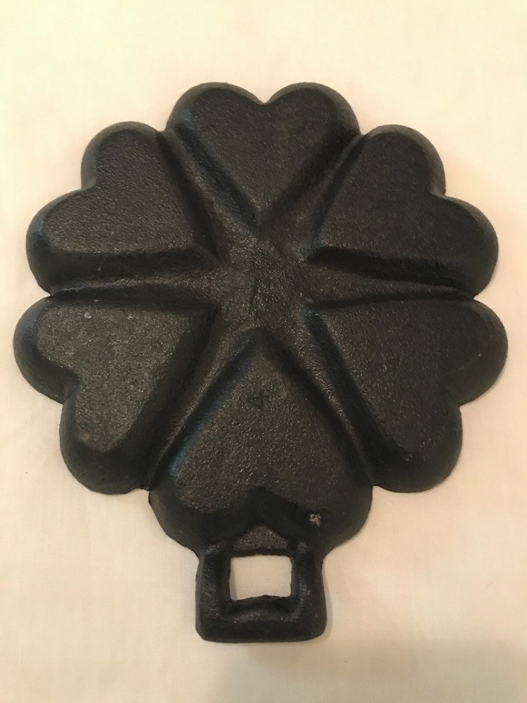 Hearts and Star Cast Iron Cornbread/Cookie Pan