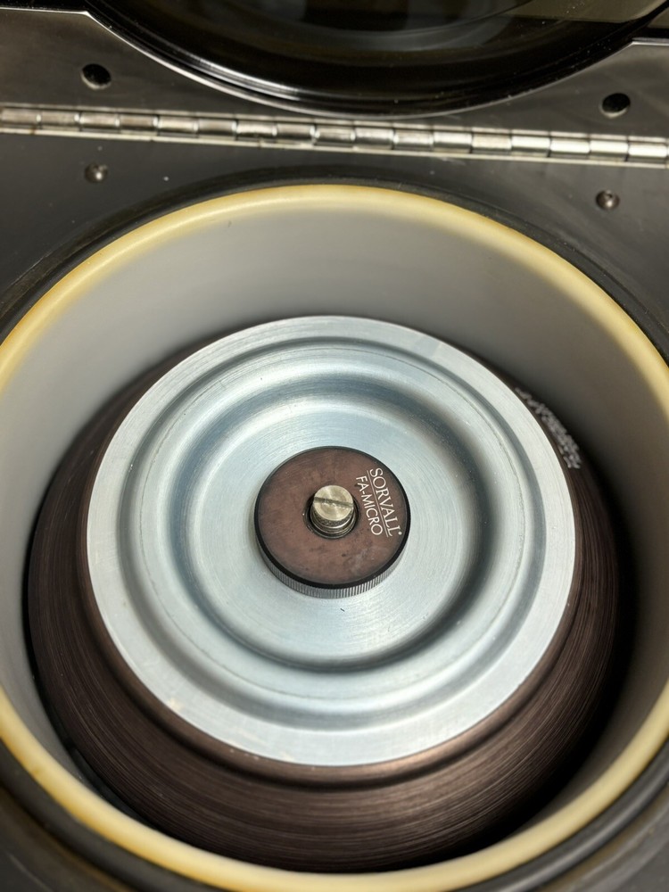 SORVALL MC12V BENCHTOP CENTRIFUGE