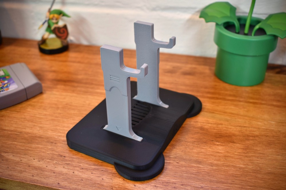 Nintendo 64 Controller Display Stand - Original N64 or Wireless - 3D Printed