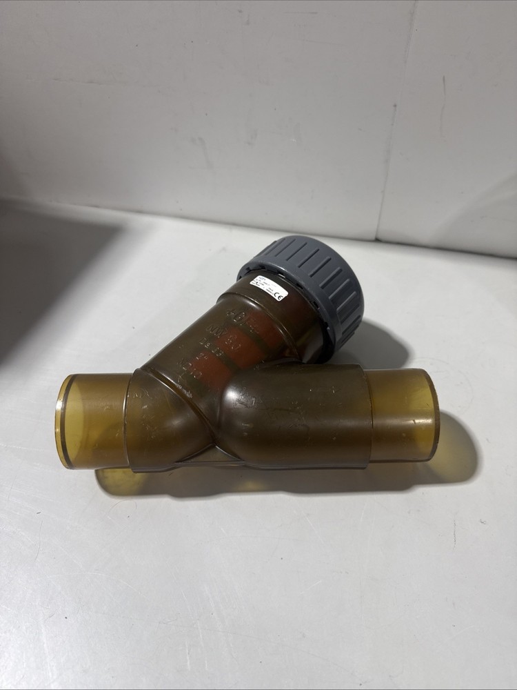 Gf Piping Systems 192306550 Y Strainer, 2" Pipe, Spigot, Pvc, 150 Psi At 68