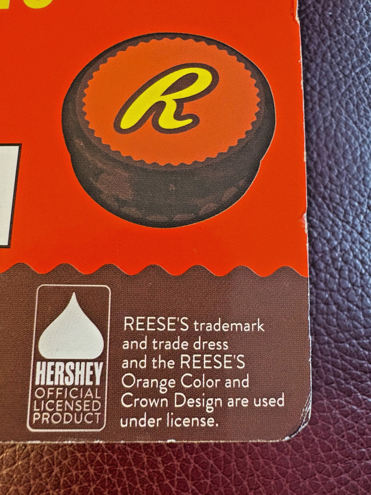 REESE’S YO-YO. New - Unbranded