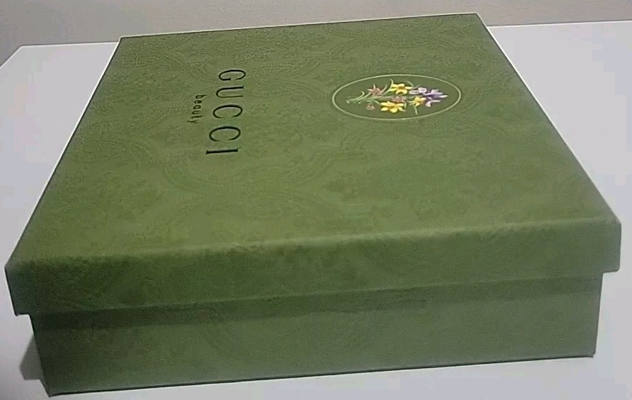👀》🔥AUTHENTIC Gucci Logo Imprinted Green Gucci Bloom Empty Storage Gift Box 🆕️