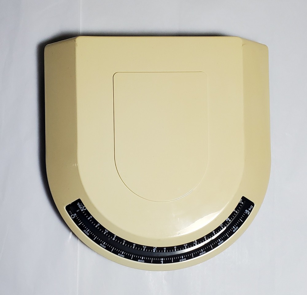 Guzzini Lady B Kitchen Scale - Designer 80s Vintage
