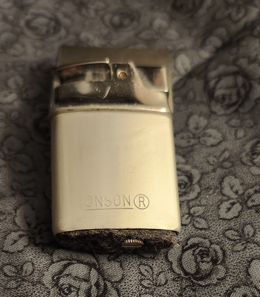 Vintage Ronson Brushed Aluminum & Chrome Automatic Lighter