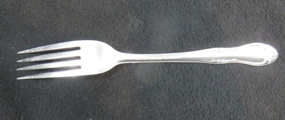 Oneida Custom Stainless Dinner Fork 7-1/8" Flowers & Scrolls
