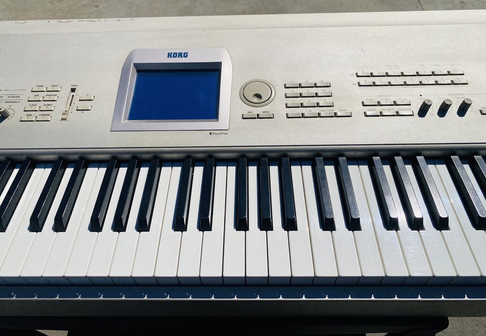 KORG Triton Studio ST88 Keyboard Music Workstation/Sampler