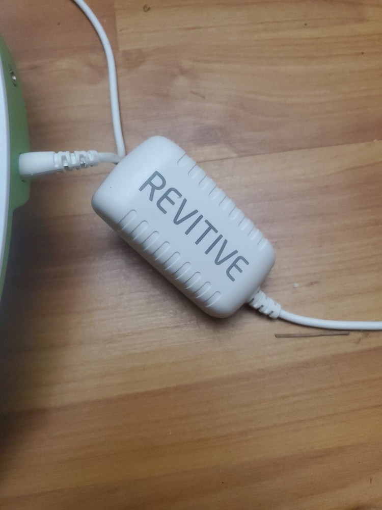 Revitive Medic Circulation Booster Model 2469MD W Carry Case Missing Remote