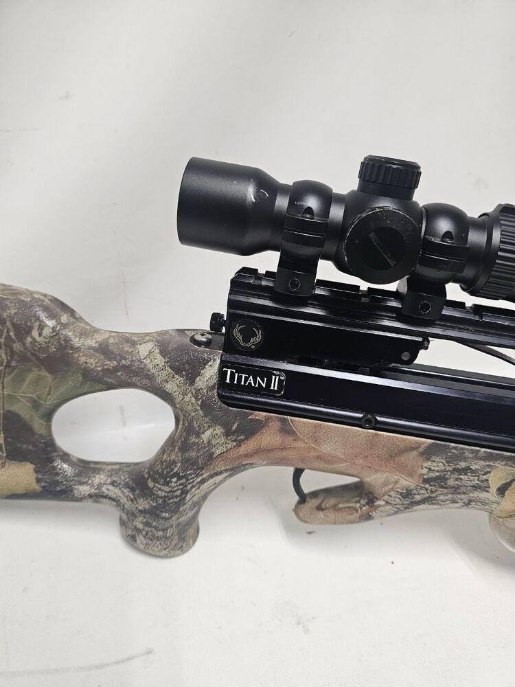 TEN POINT TITAN II CROSSBOW WITH SCOPE