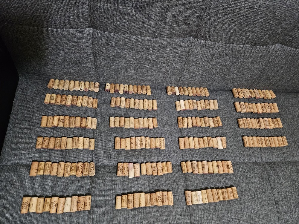 Wine Bottle Corks 220 PC Set