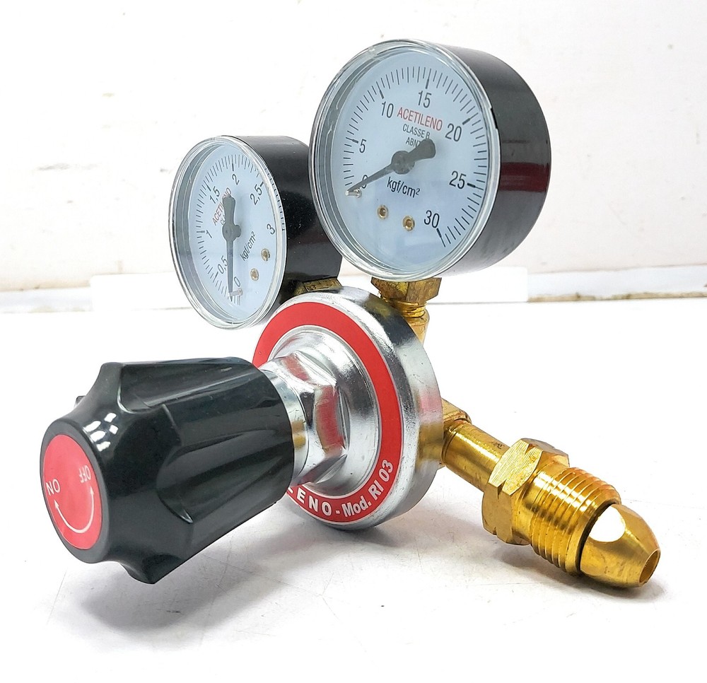 Acetylene Two Stage Acetylene Gas Pressure Regulator