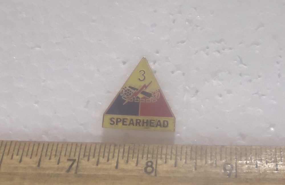 US Army - 3rd Armored Division Pin
