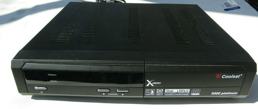 Coolsat 5000 Platinum Digital FTA Satellite Receiver - without Remote - Tested