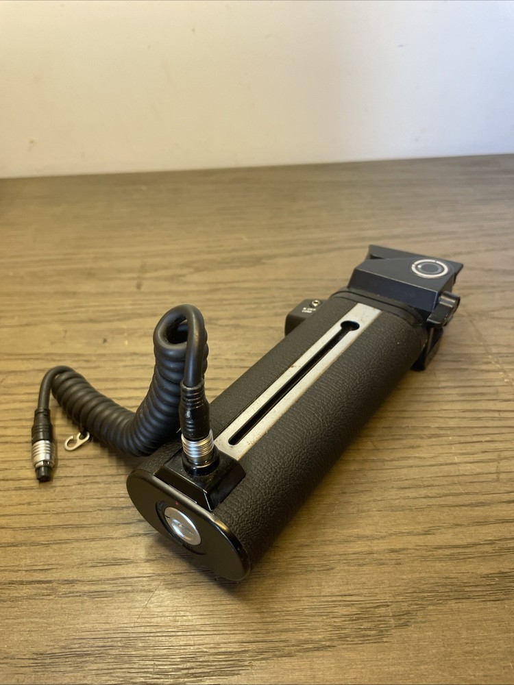 Olympus Electronic Flash Power Bounce Grip 2