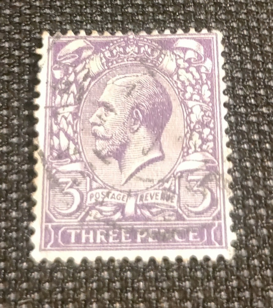 Great Britain King George V 1935 three pence Stamp.