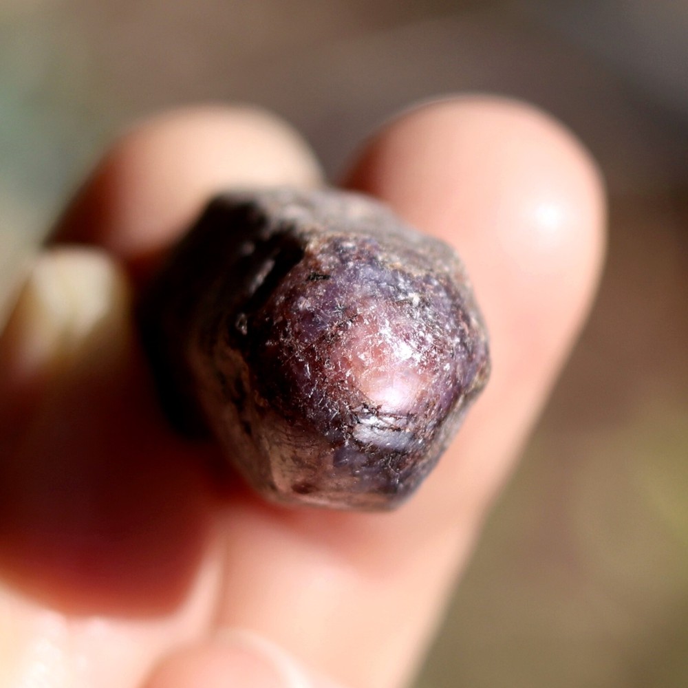 Fluorescent "Star" Ruby, Red Corundum from India (RUB34)