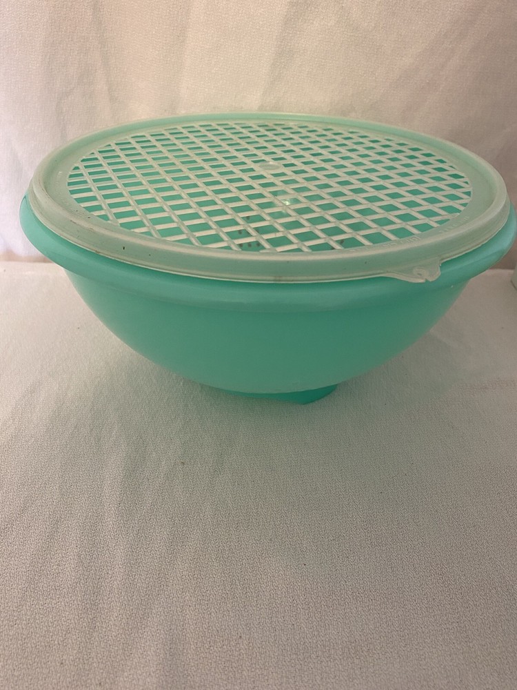 Tupperware Jadeite Green Colander Strainer Sifter Bowl 339-2 Star Pattern + Grid