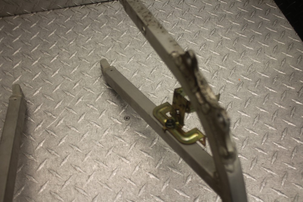 1996 SUZUKI GSXR750 FRONT SUBFRAME SUB FRAME