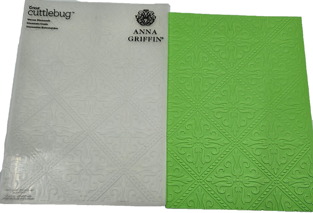 Anna Griffin Cuttlebug Woven Diamonds 5" x 7" Embossing Folder