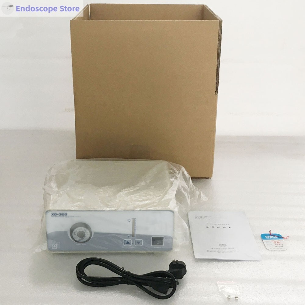 Medical Surgical Xenon 250W Endoscope Cold Light Source Adjustable Customized