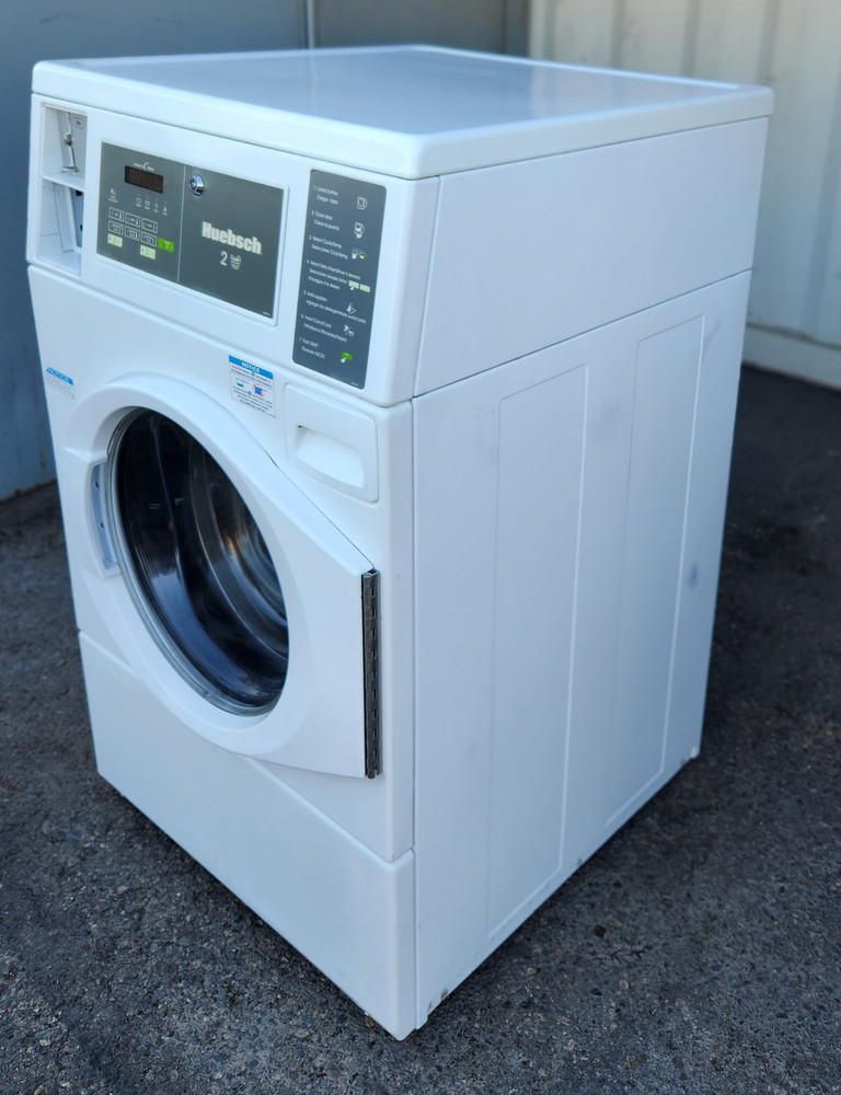 HUEBSCH FORNT LOAD WASHER [REF]