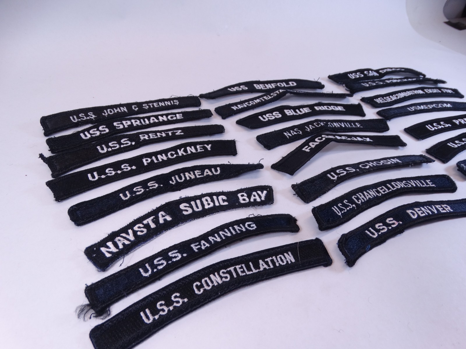 Lot of 24 - US NAVY SHOULDER STRIP TAB Rocker Patches USS Military USA America