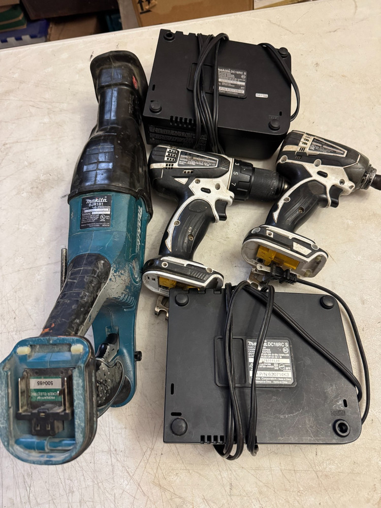 Makita Tools 11 Peace +++ Mixed bundle