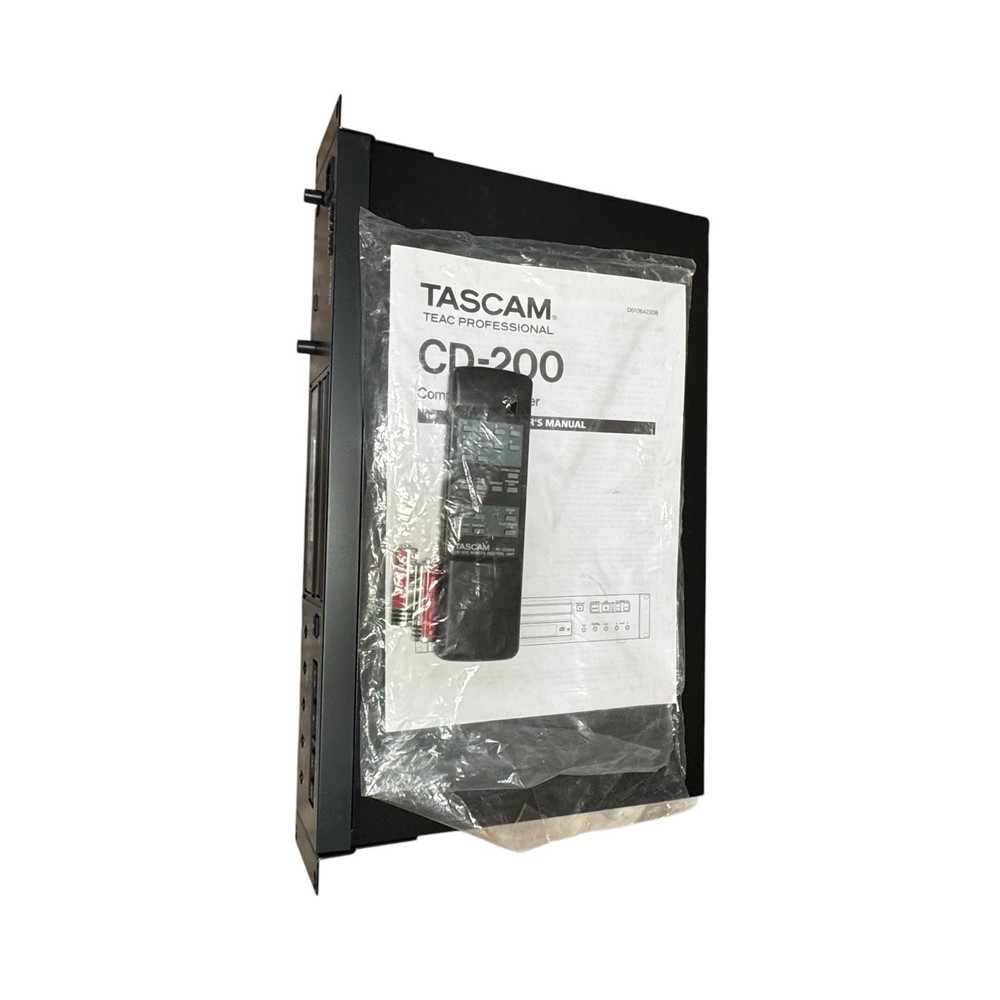 TASCAM CD-200 Solid State Digital Audio