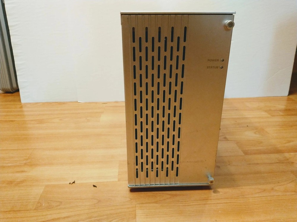 *100% UNTESTED* PROAVIO DESKTOP RAID ARRAY WITH INTERNAL STORAGE CONTROLLER