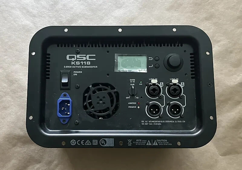 QSC KS118    amplifier NEW
