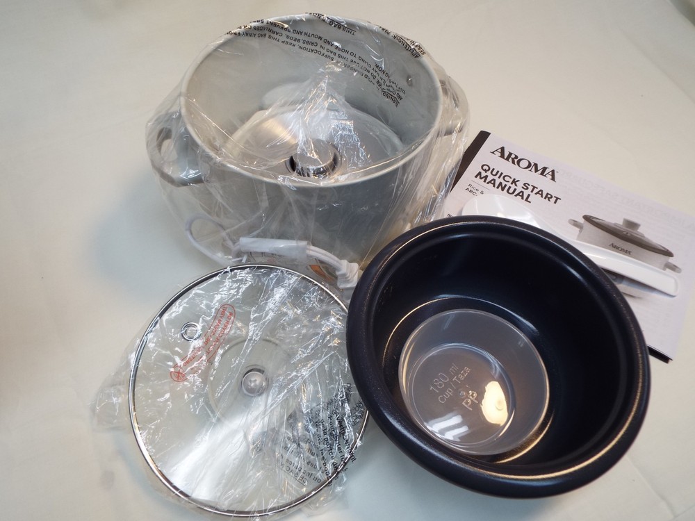 AromaRice Cooker 4 Cup cooked, 2 Cup uncooked, Ceramic Coating inner Pot
