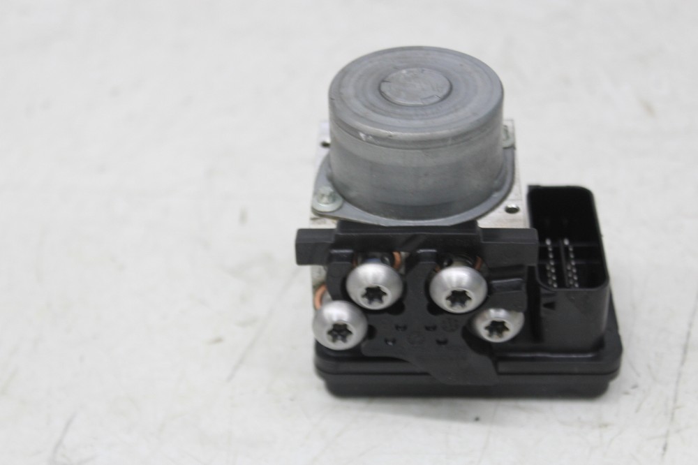 20-23 BMW F900R ABS PUMP UNIT MODULE