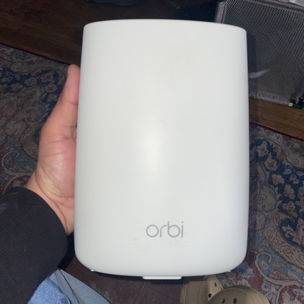 Orbi RBR50 Router