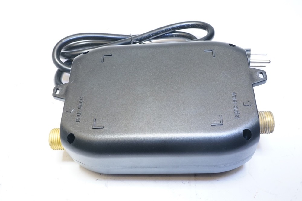 New Tankless Water Heater 110V 3000W Electric On Demand Hot Water 0.04-1.2 MPa