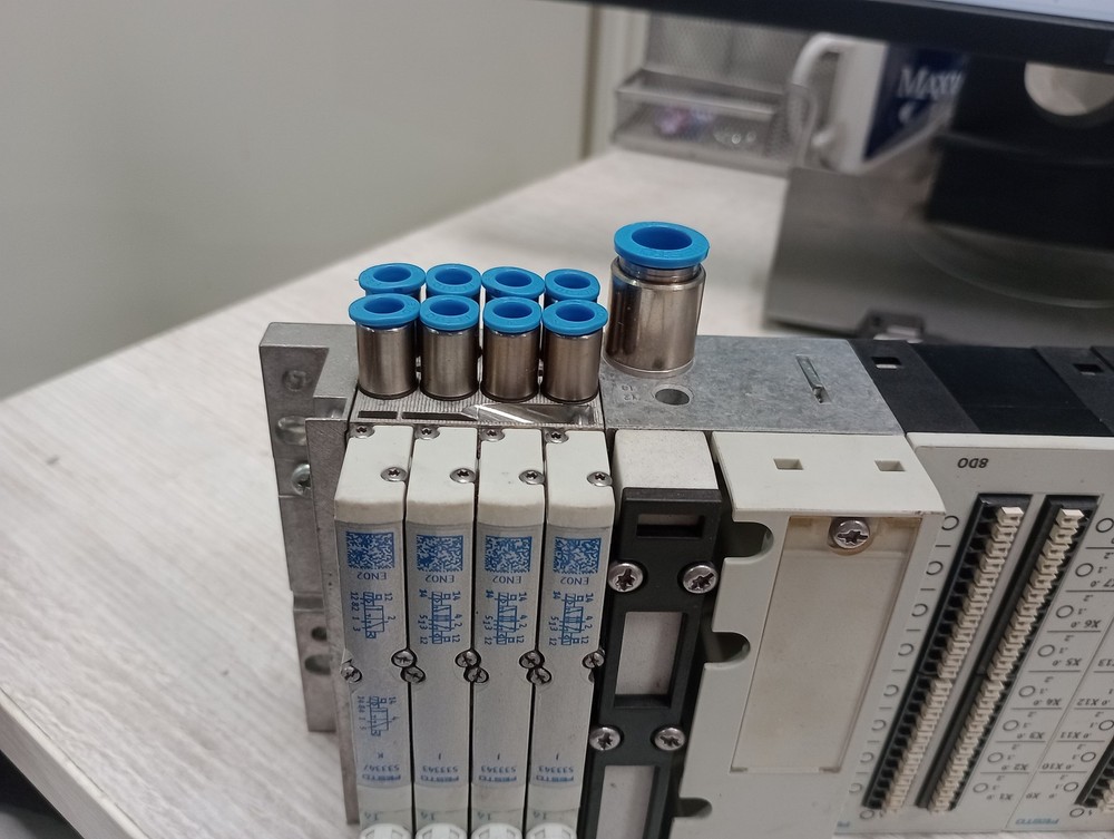 Festo pneumatic controller