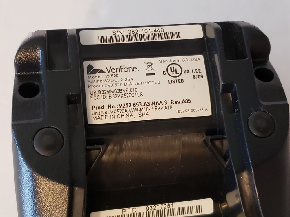 Verifone Credit Card Machine Terminal Reader Model VX520 Silver
