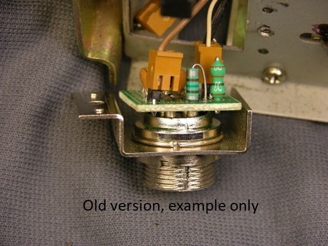 4-pin mike socket for RCI-made radios with 6-pin mike socket