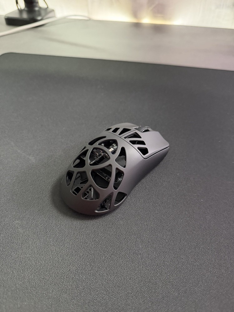 Epomaker Carbon x Gaming Mouse 8k Hz