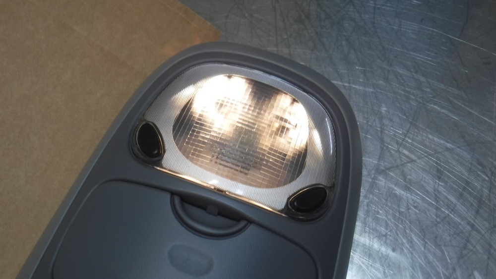 Ford Excursion Overhead Top Roof Console Map Light Grey Gray