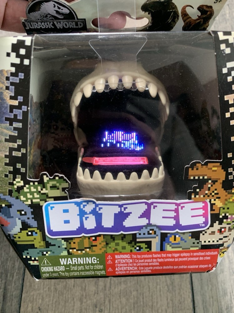 Bitzee Interactive Digital Pet - Jurassic - SpinMaster
